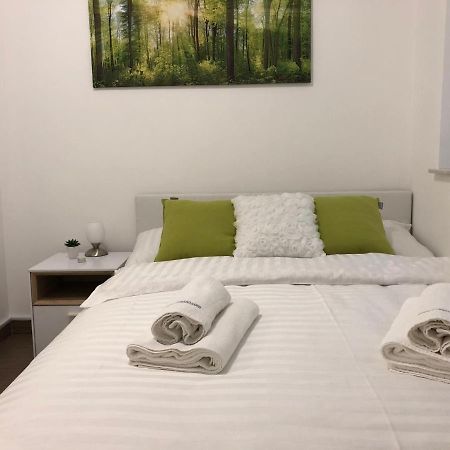 Modern Center Studio Under The Castle II Free Parking Διαμέρισμα Λιουμπλιάνα Εξωτερικό φωτογραφία
