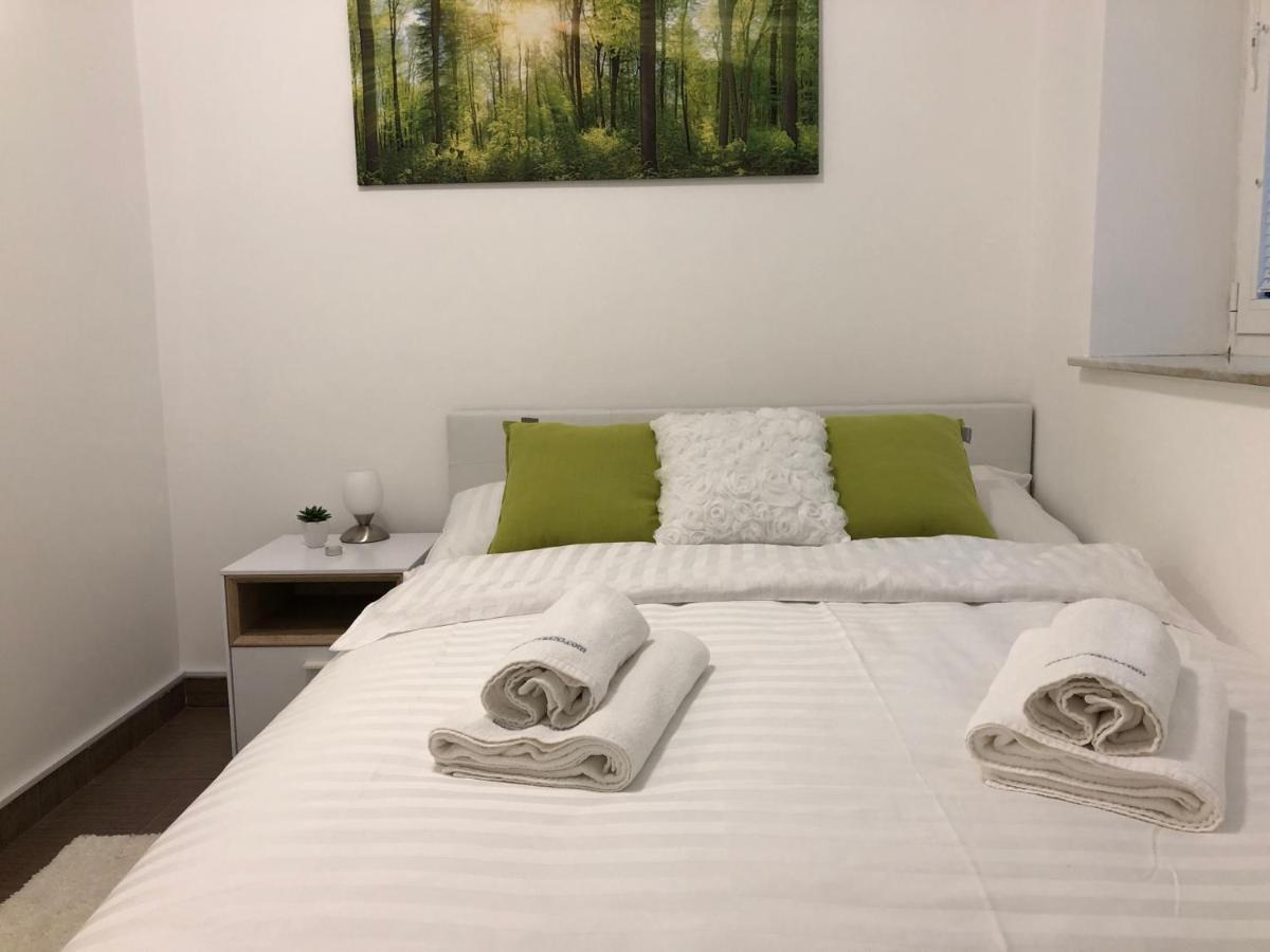 Modern Center Studio Under The Castle II Free Parking Διαμέρισμα Λιουμπλιάνα Εξωτερικό φωτογραφία
